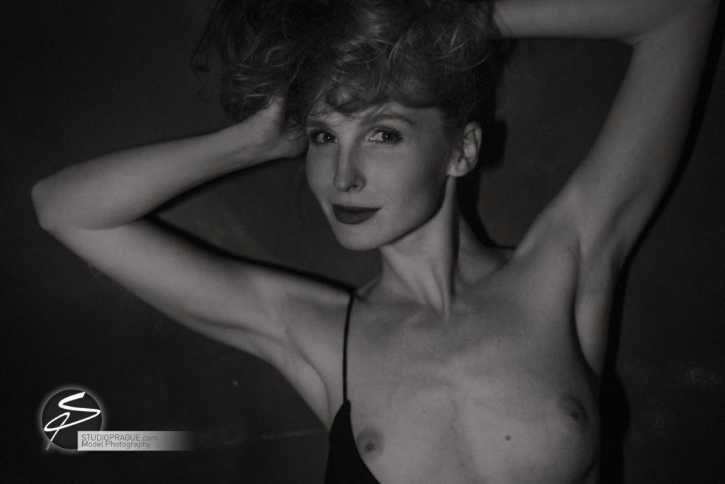 Art & Glamour Nude Models - StudioPrague Photo WOrkshops - Dan Hostettler Photography - 044